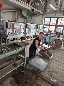 Irena Czepcová - designérka - sklářka Irena Czepcová – designérka – sklářka